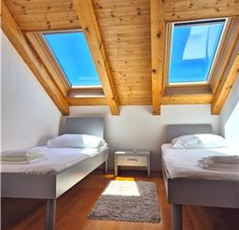 9 Bedroom Villa with Pool and Sea Views in Cavtat, sleeps 18